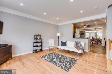 42271 St Huberts Place, Chantilly, VA 20152 - photo 6