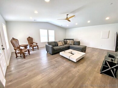 16567 W 790 Rd, Tahlequah, OK 74464 - photo 5