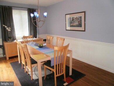 11611 Chapel Cross Way, Reston, VA 20194 - photo 4