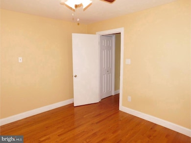 8743 Orchard Ave unit 1ST FLOOR, Pennsauken, NJ 08109 - photo 5