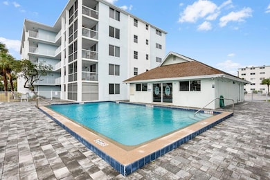 104 Paradise Harbour Blvd unit 112, North Palm Beach, FL 33408 - photo 6