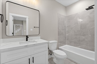 719 Thornton Rd unit A, Houston, TX 77018 - photo 6