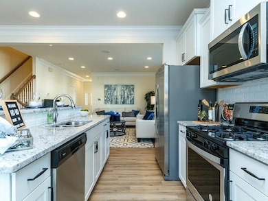 1239 Channel Drop Loop, Zebulon, NC 27597 - photo 5