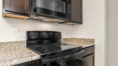 516 N Elliott Ave, Sherman, TX 75090 - photo 6