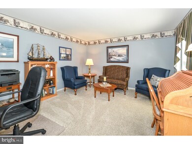 165 Winding Creek Way, Harleysville, PA 19438 - photo 3