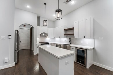 113 Coronado St, Houston, TX 77009 - photo 5