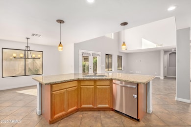 2179 E Cochise Ave, Apache Junction, AZ 85119 - photo 6