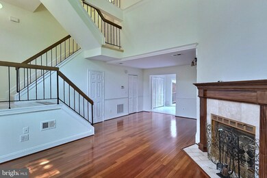 3300 Buckeye Ln, Fairfax, VA 22033 - photo 2