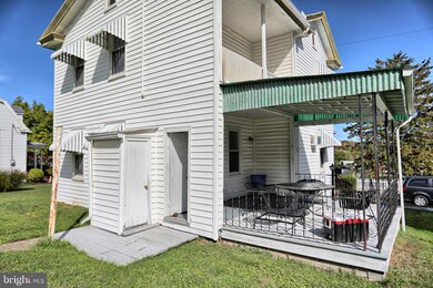 411 N 5th St, Newport, PA 17074 - photo 2