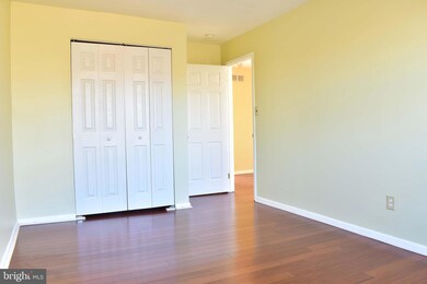 302 E Edgewater Way, Newark, DE 19702 - photo 5