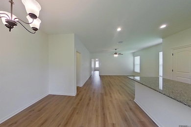 107 Teddy Ln, Lafayette, LA 70507 - photo 4