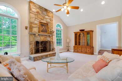 8740 Mountain Valley Rd, Fairfax Station, VA 22039 - photo 7