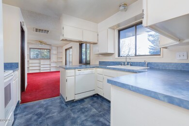 3925 NE East Devils Lake Rd