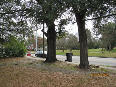 2405 Wrightsboro Rd, Augusta, GA 30904 - photo 2