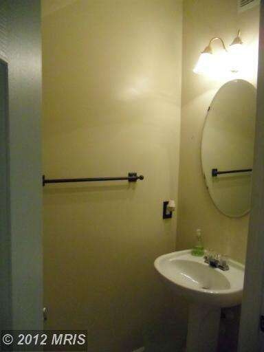 9757 Maitland Loop, Bristow, VA 20136 - photo 5