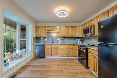 3300 Alpine Dr unit 10, Ann Arbor, MI 48108 - photo 5