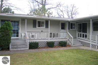 700 E Allen Ct, Au Gres, MI 48703 - photo 3