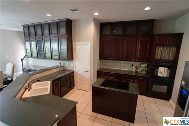 21615 Roan Bluff, San Antonio, TX 78259 - photo 4