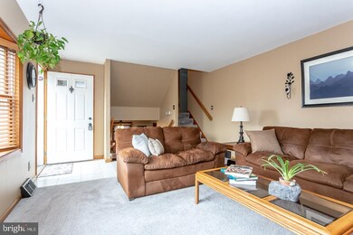 1051 Wayfield Dr, Norristown, PA 19403 - photo 6