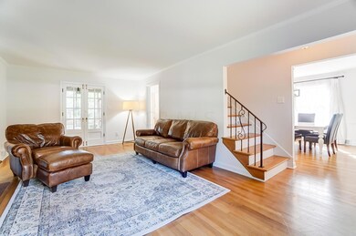 Living Room Into Dining