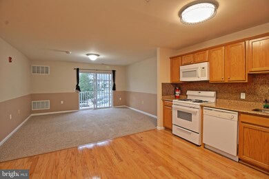 187 Liddle Ave unit C19, Edison, NJ 08837 - photo 3