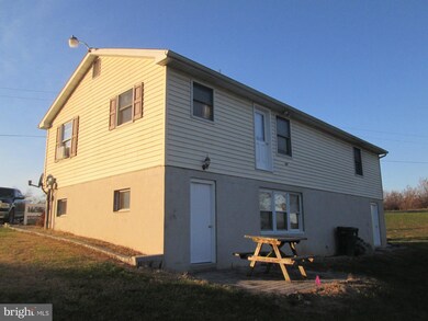 75 Apple Way Rd unit 4, Gettysburg, PA 17325 - photo 3