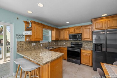 120A E Huisache St unit A, South Padre Island, TX 78597 - photo 7