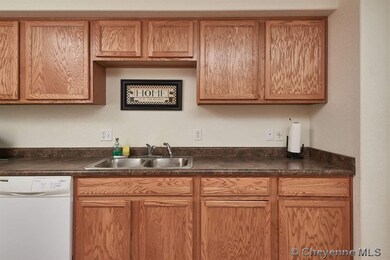 5001 Rock Springs St, Cheyenne, WY 82001 - photo 7