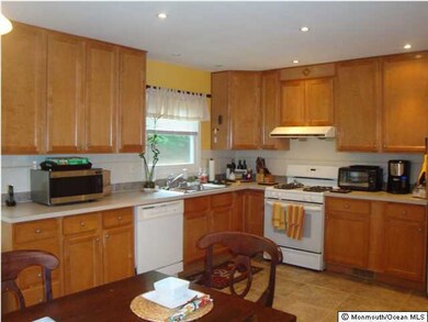 152 Northampton Dr unit N152, Holmdel, NJ 07733 - photo 5