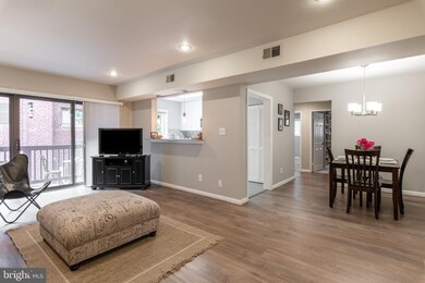 236 W Taylor Run Pkwy unit 5, Alexandria, VA 22314 - photo 6