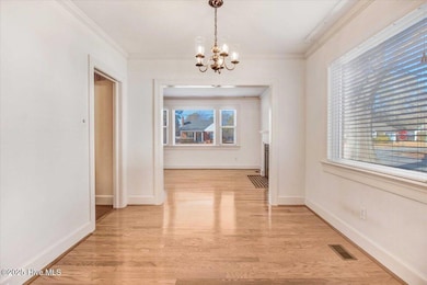 12-300 S Andrews Ave-12