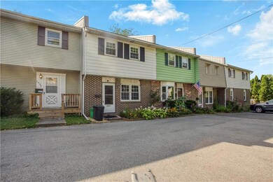 2823 Ithaca St, Allentown, PA 18103 - photo 2