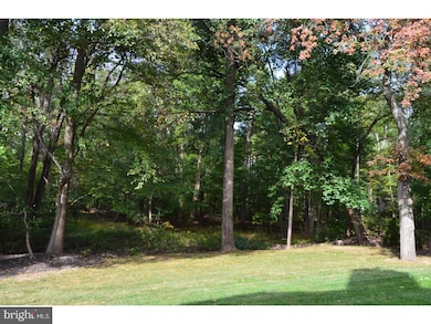 4221 Miladies Ln, Doylestown, PA 18902 - photo 4