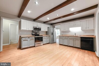 44545 White Pine Ct, California, MD 20619 - photo 3