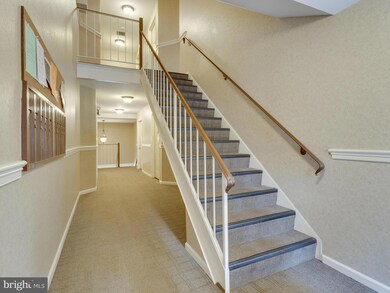 5918 Cove Landing Rd unit 303, Burke, VA 22015 - photo 3