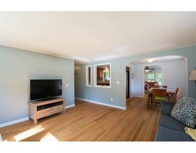 14 Charles St, Raynham, MA 02767 - photo 4