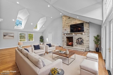 12 Laomatong Rd, Bedminster, NJ 07921 - photo 4