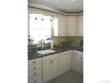Kitchen. Total kitchen re-do included new cabinets