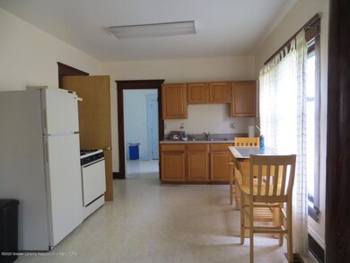 608 W Lapeer St, Lansing, MI 48933 - photo 4