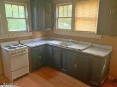 1028 Wayne St, Waynesboro, MS 39367 - photo 2