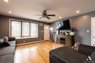 624 W 48th Place, Chicago, IL 60609 - photo 3