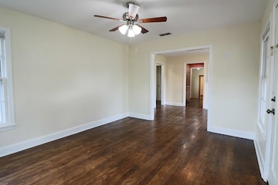 503 S Lewis Ave, Kerrville, TX 78028 - photo 3