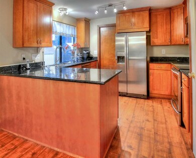 9823 59th Street Ct W, University Place, WA 98467 - photo 4