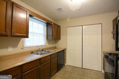 294 E Burns Ct SW unit D, Marietta, GA 30008 - photo 6