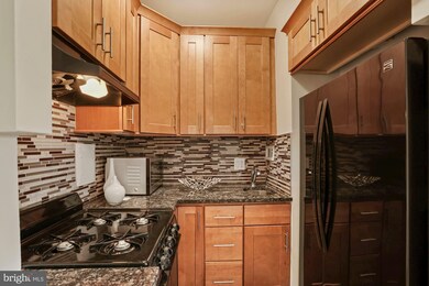 The Winthrop unit 705, Washington, DC 20036 - photo 3