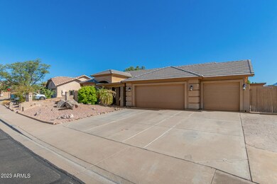 553 N Garrison, Mesa, AZ 85207 - photo 5