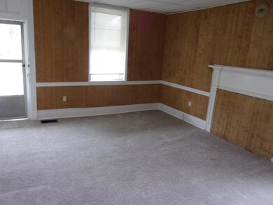 150 Depot St, Bloomfield, KY 40008 - photo 6