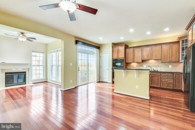 25121 Cutgrass Terrace, Stone Ridge, VA 20105 - photo 6