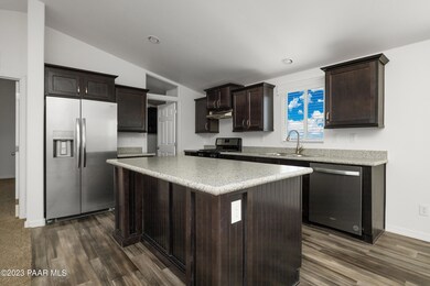 26820 N Kitty Hawk Ln, Paulden, AZ 86334 - photo 7