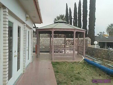 1508 Vista de Oro Dr, El Paso, TX 79935 - photo 5